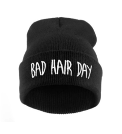 Čiapka bad hair day - Čierna